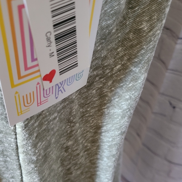 LuLaRoe Carly - Picture 2 of 2